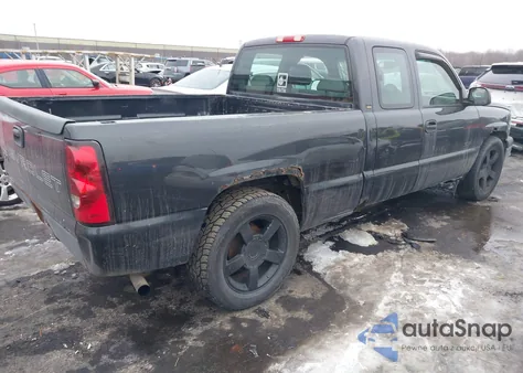 2005 Chevrolet Silverado 1500 Work Truck from USA, damaged, VIN 2GCEC19T851277796